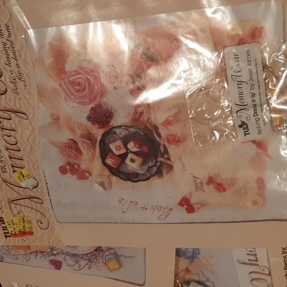 Bundle of 17 crafting/iron on transfers, etc - Picture 8 of 8